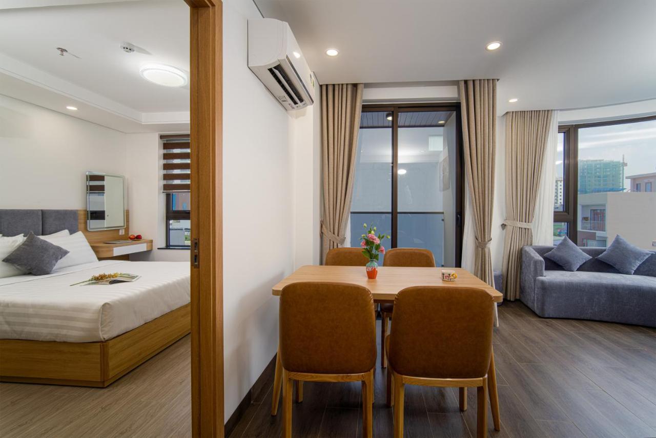 Hsuites Riverside Hotel And Apartment Da Nang Exterior photo