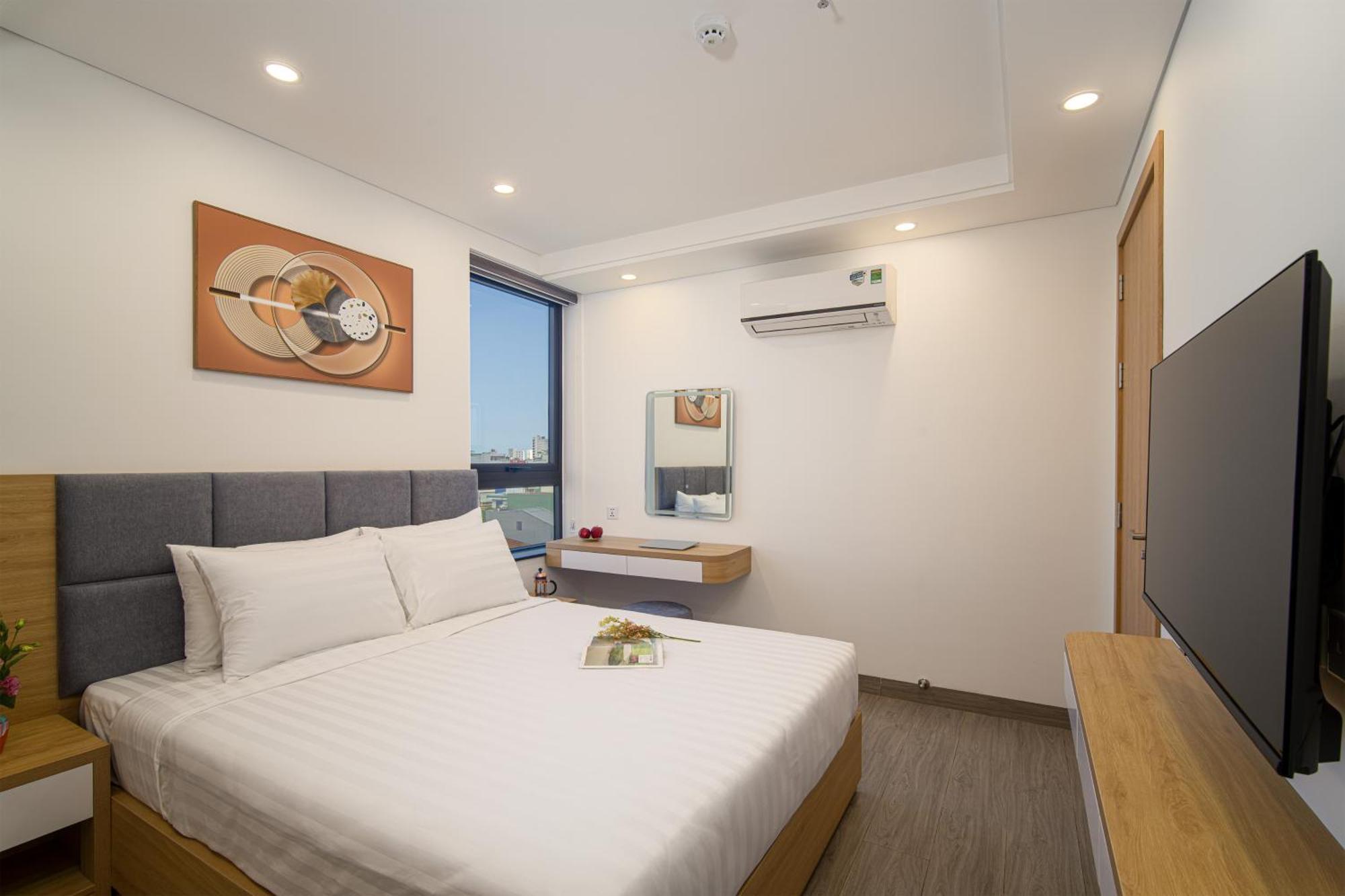 Hsuites Riverside Hotel And Apartment Da Nang Room photo