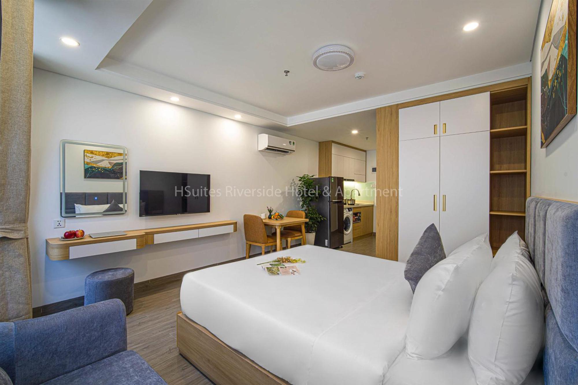 Hsuites Riverside Hotel And Apartment Da Nang Room photo